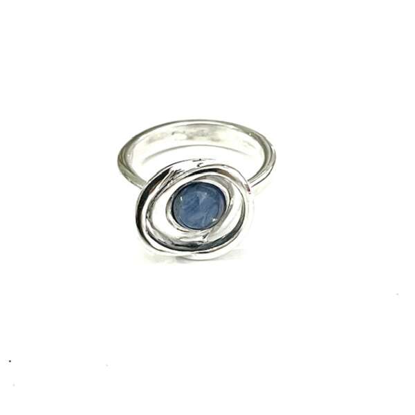 Anello in Argento con acquamarina cabochon